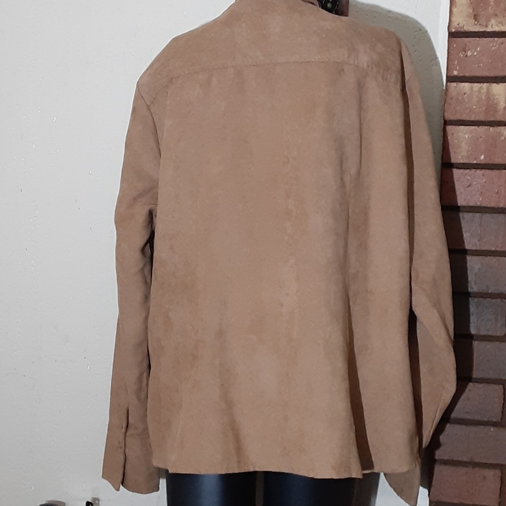 Suede button down top - Picture 3 of 4